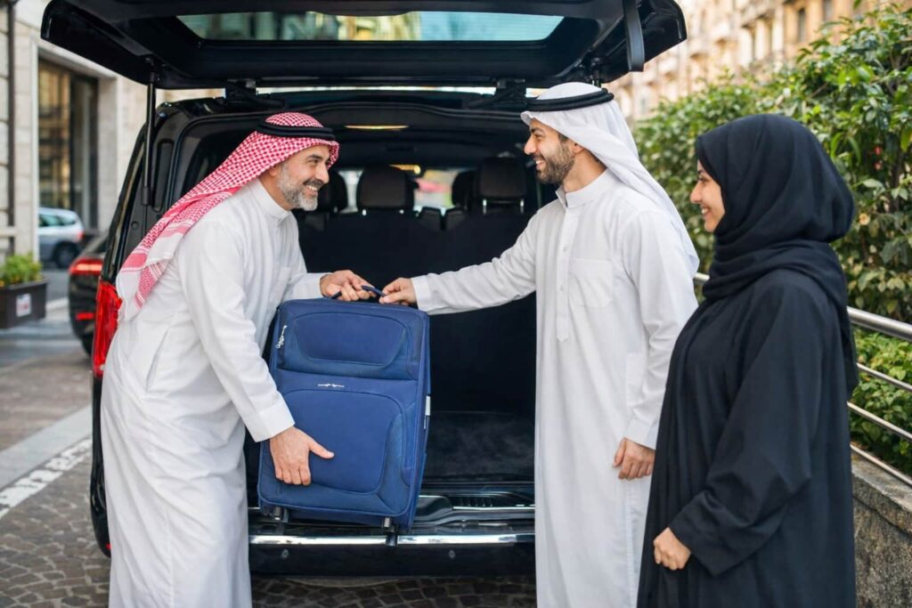 خدمة سيارات الأجرة من المدينة إلى مكة المكرمة بسيارة مريحة